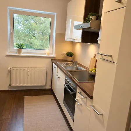 Apartmenthaus In Der Naehe Wolfsburg Und Vw *